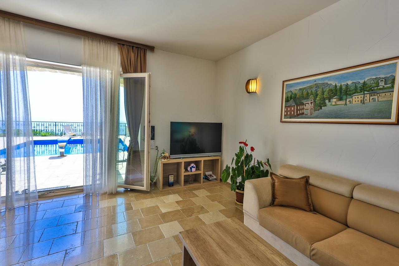 Sunny Villa Jasmine Sveti Stefan Exteriér fotografie