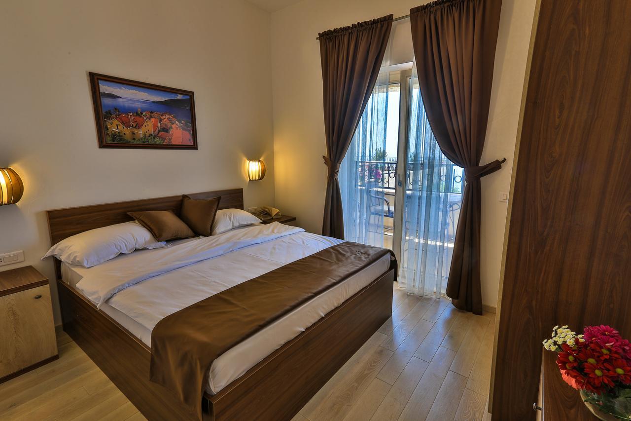 Sunny Villa Jasmine Sveti Stefan Exteriér fotografie